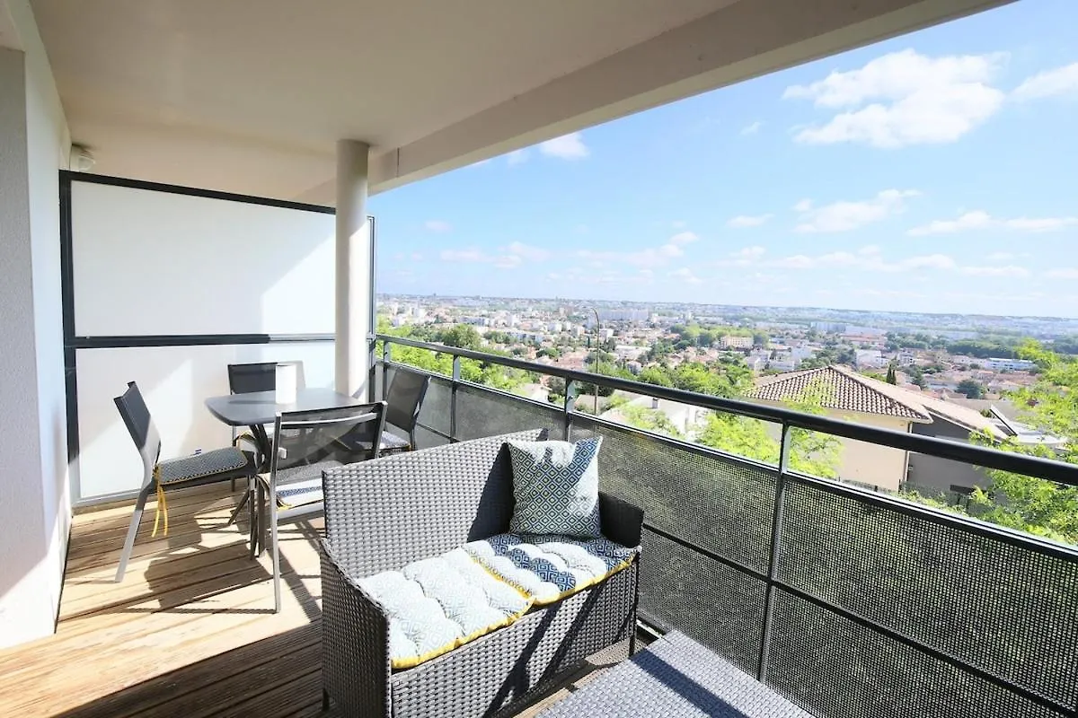 T3 Panoramic View Toulouse, Near Chu Rangueil, 2 Chambres, Tout Equipe, Neuf شقة تولوز