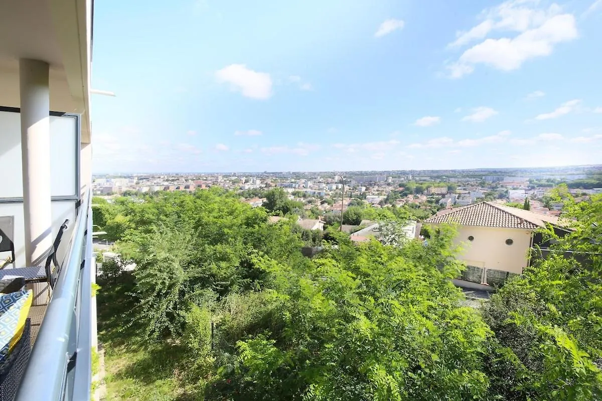 T3 Panoramic View Toulouse, Near Chu Rangueil, 2 Chambres, Tout Equipe, Neuf تولوز